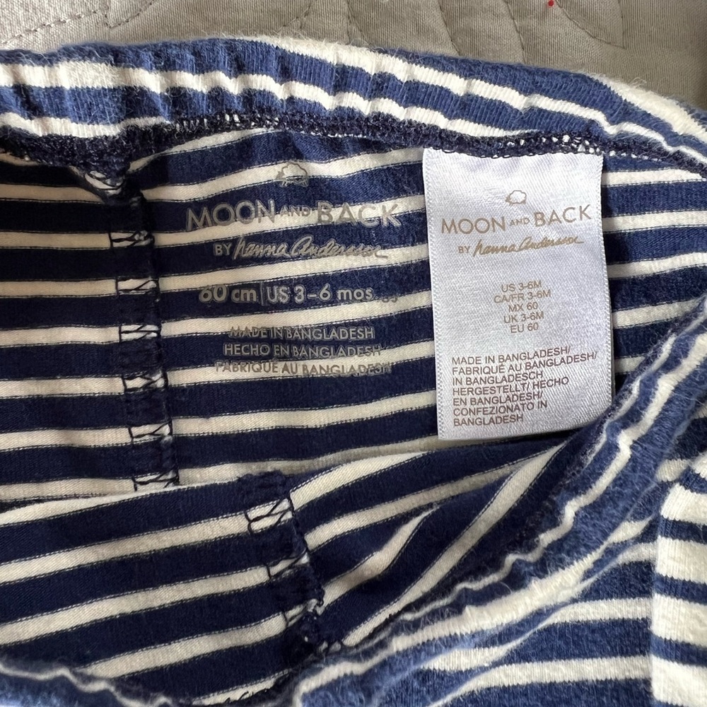 2 stripped baby leggings